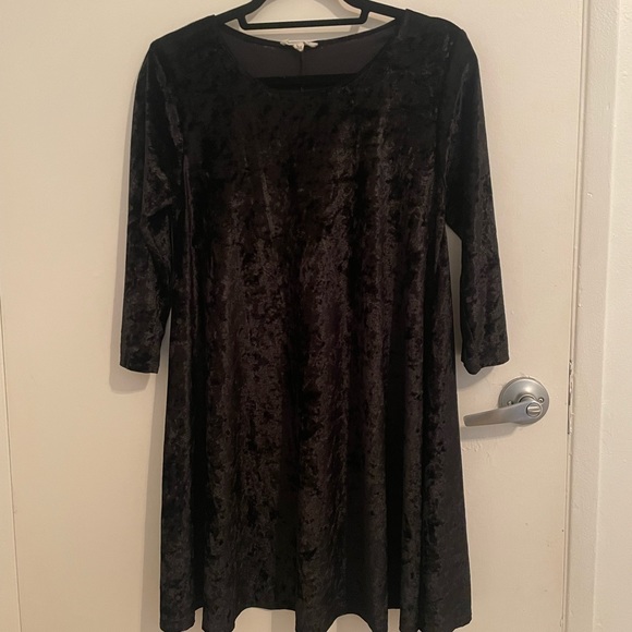 Rolla Coster Dresses & Skirts - A Line Velvet Mini Dress